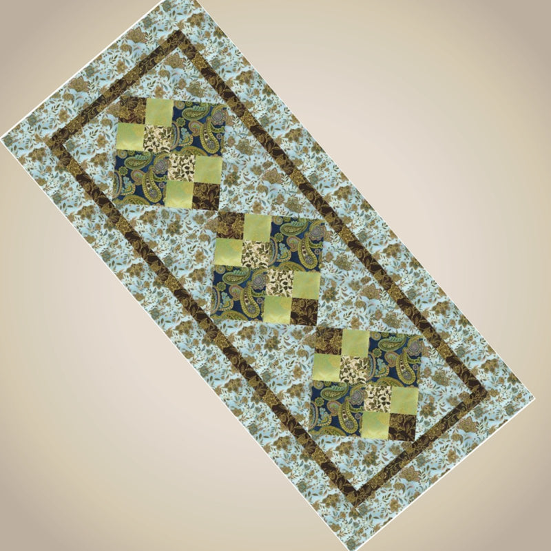 Elegant Table Runner - Pattern